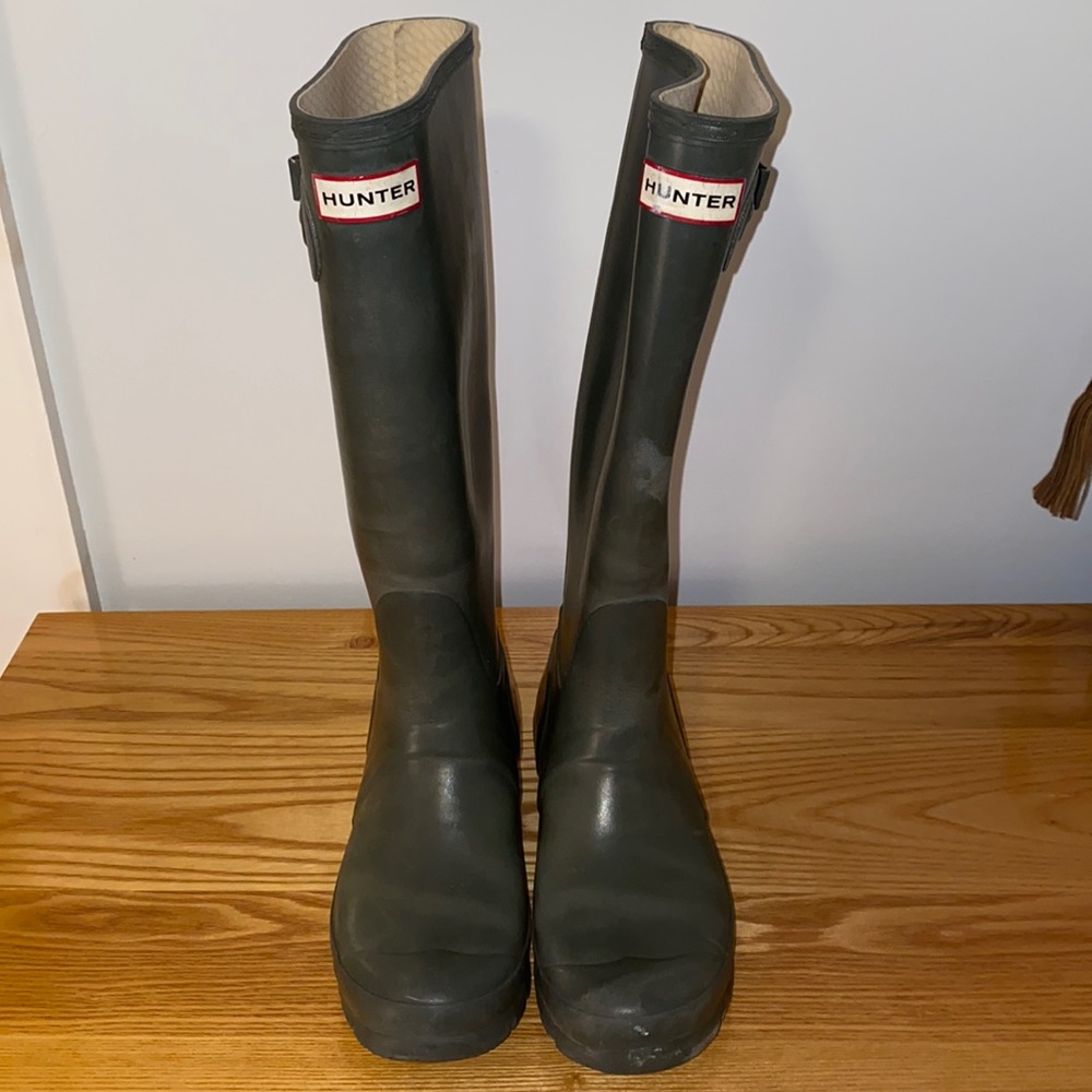 Tall Hunter rain boots!